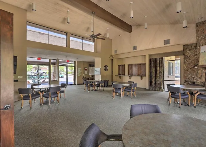 W/ Golf Course View & Pool Access! Ferienhaus *