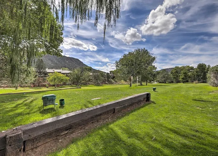 Ferienhaus W/ Golf Course View & Pool Access! Sedona