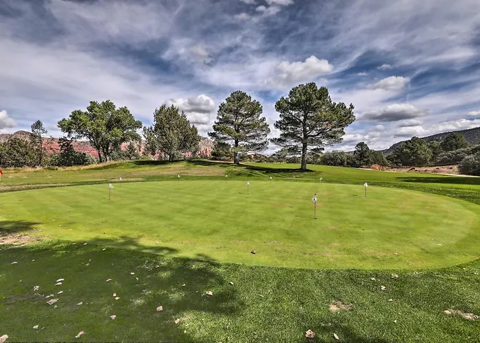 W/ Golf Course View & Pool Access! Ferienhaus *