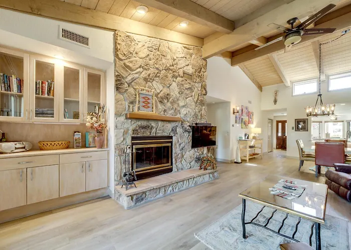 W/ Golf Course View & Pool Access! Ferienhaus