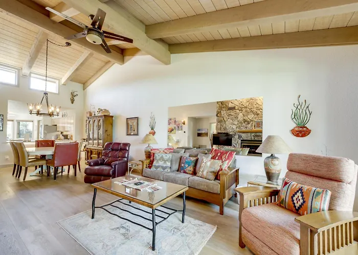 W/ Golf Course View & Pool Access! Ferienhaus *
