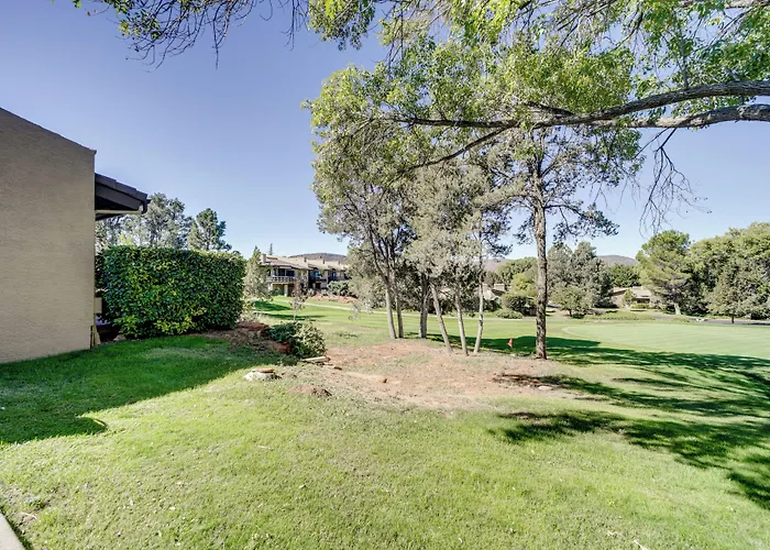 W/ Golf Course View & Pool Access! Sedona