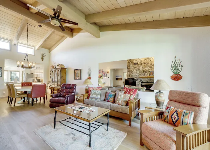W/ Golf Course View & Pool Access! * Sedona