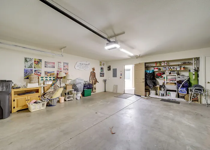 W/ Golf Course View & Pool Access! *